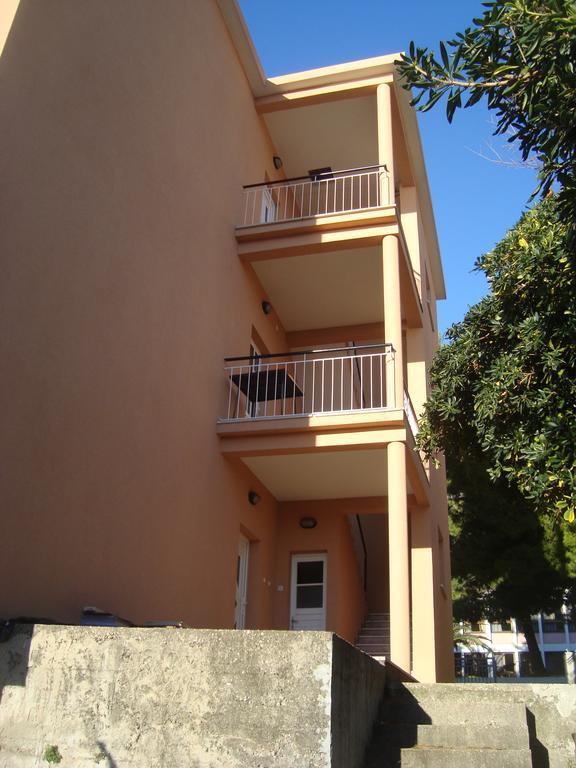 Apartments Roncevic #Joko# Gradac  Bilik gambar